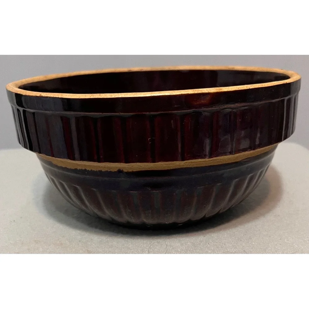 Vintage USA 7 IN Brown Ribbed Stoneware Mixing Bowl‎ Albany Slip Glaze 7.25 Inch